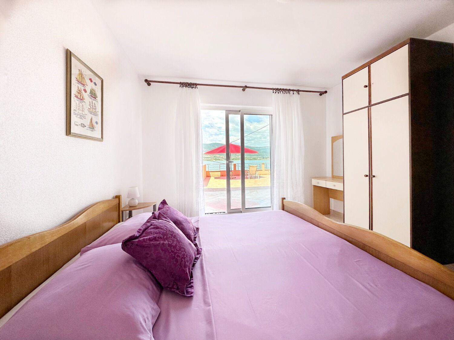 Apartments Vini Trogir Bagian luar foto