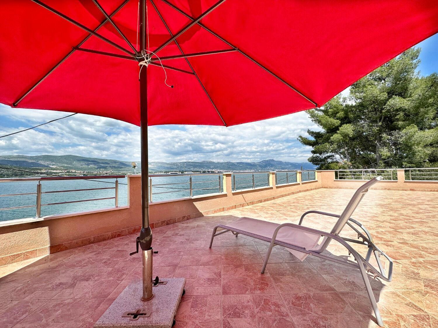 Apartments Vini Trogir Bagian luar foto
