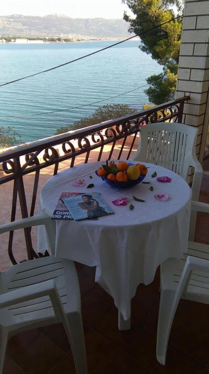 Apartments Vini Trogir Bagian luar foto