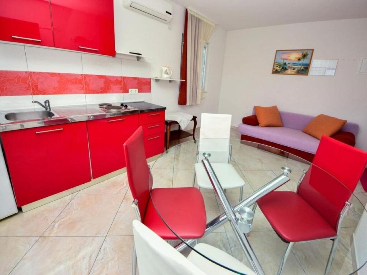 Apartments Vini Trogir Bagian luar foto