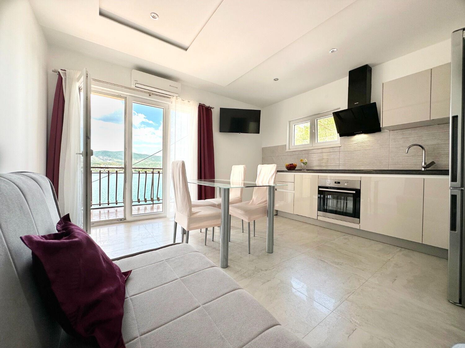 Apartments Vini Trogir Bagian luar foto