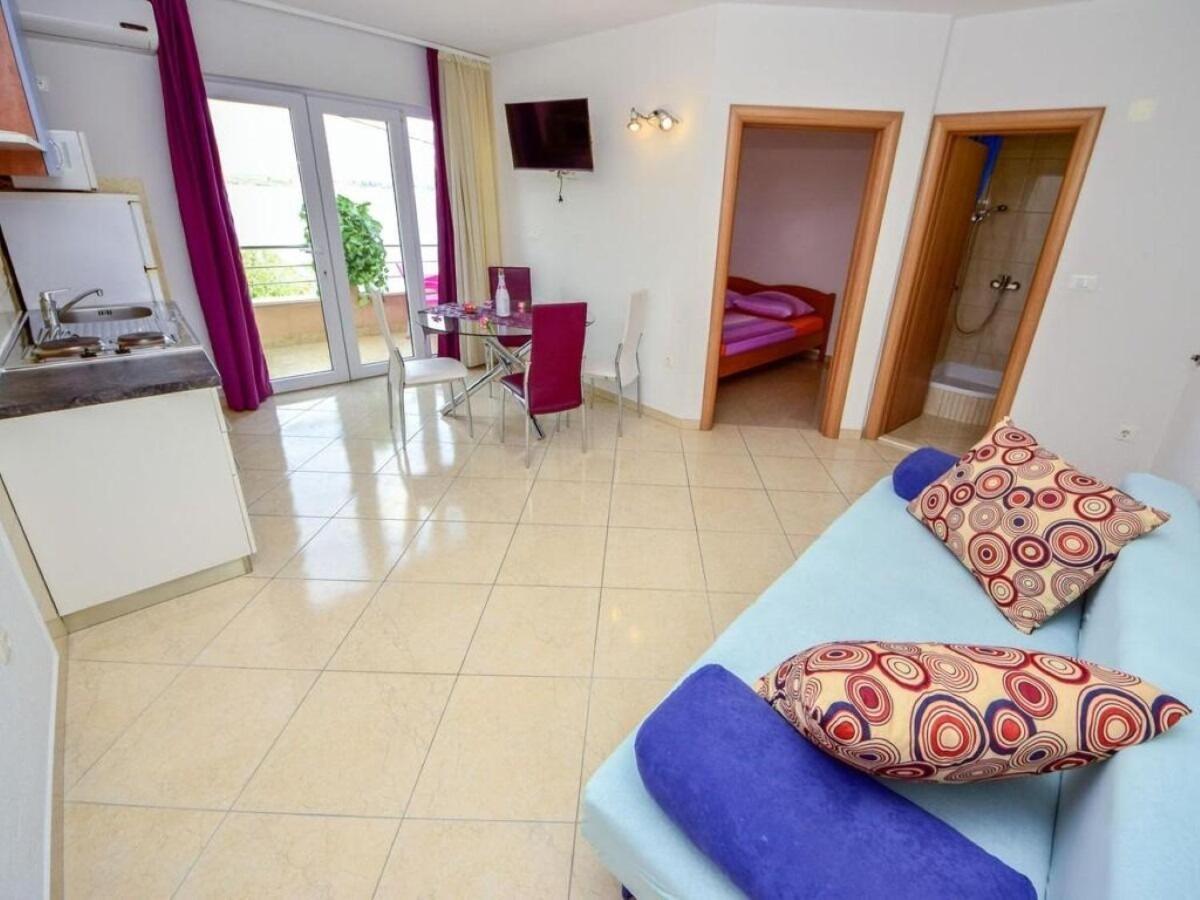 Apartments Vini Trogir Bagian luar foto