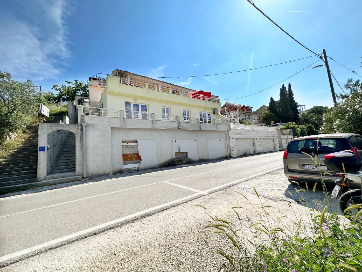 Apartments Vini Trogir Bagian luar foto